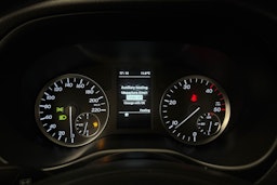 valkoinen Mercedes-Benz Vito 2018 kuva 18.