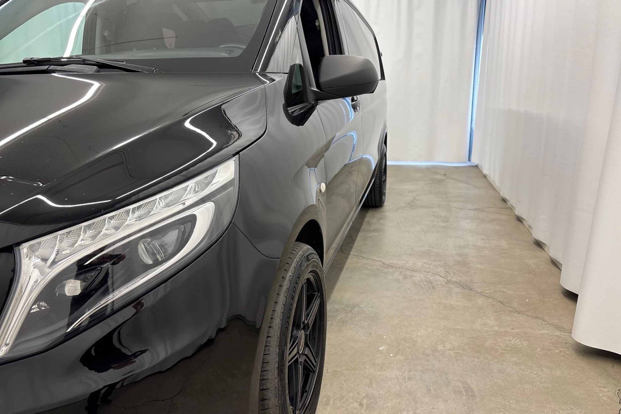 musta Mercedes-Benz Vito 2018 kuva 13.
