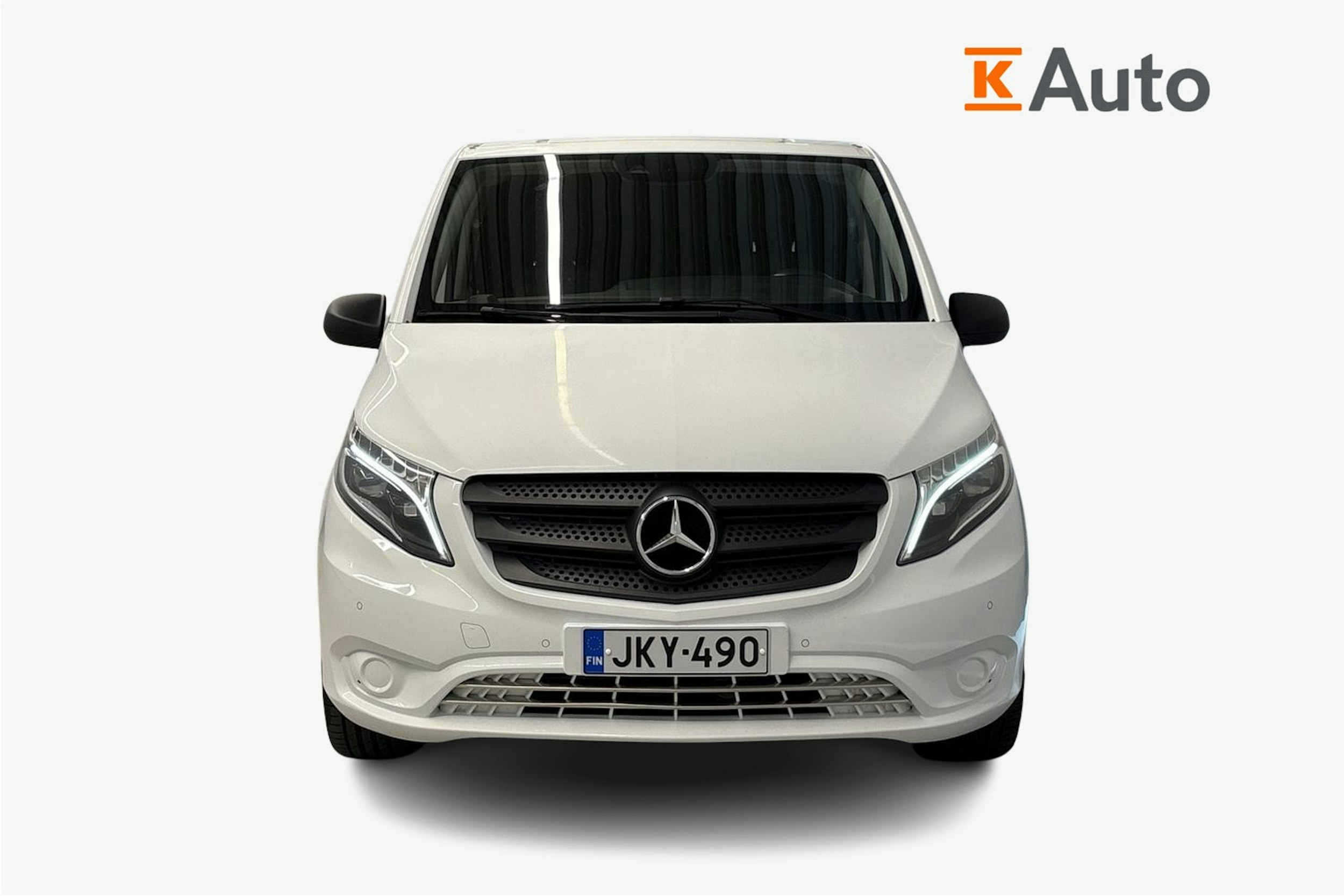 valkoinen Mercedes-Benz Vito 2018 kuva 4.