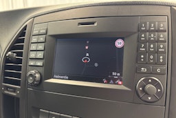 valkoinen Mercedes-Benz Vito 2018 kuva 14.