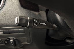 valkoinen Mercedes-Benz Vito 2018 kuva 19.