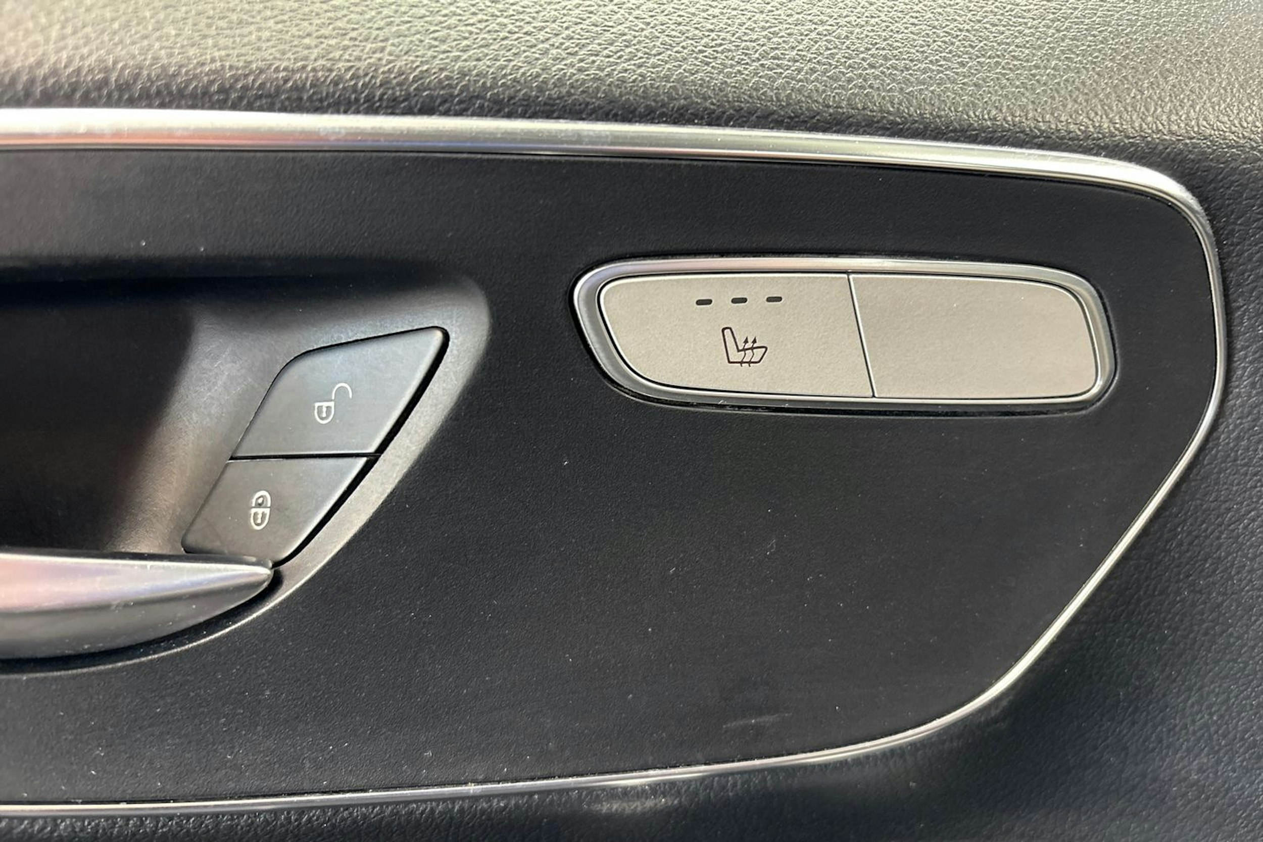 valkoinen Mercedes-Benz Vito 2018 kuva 21.