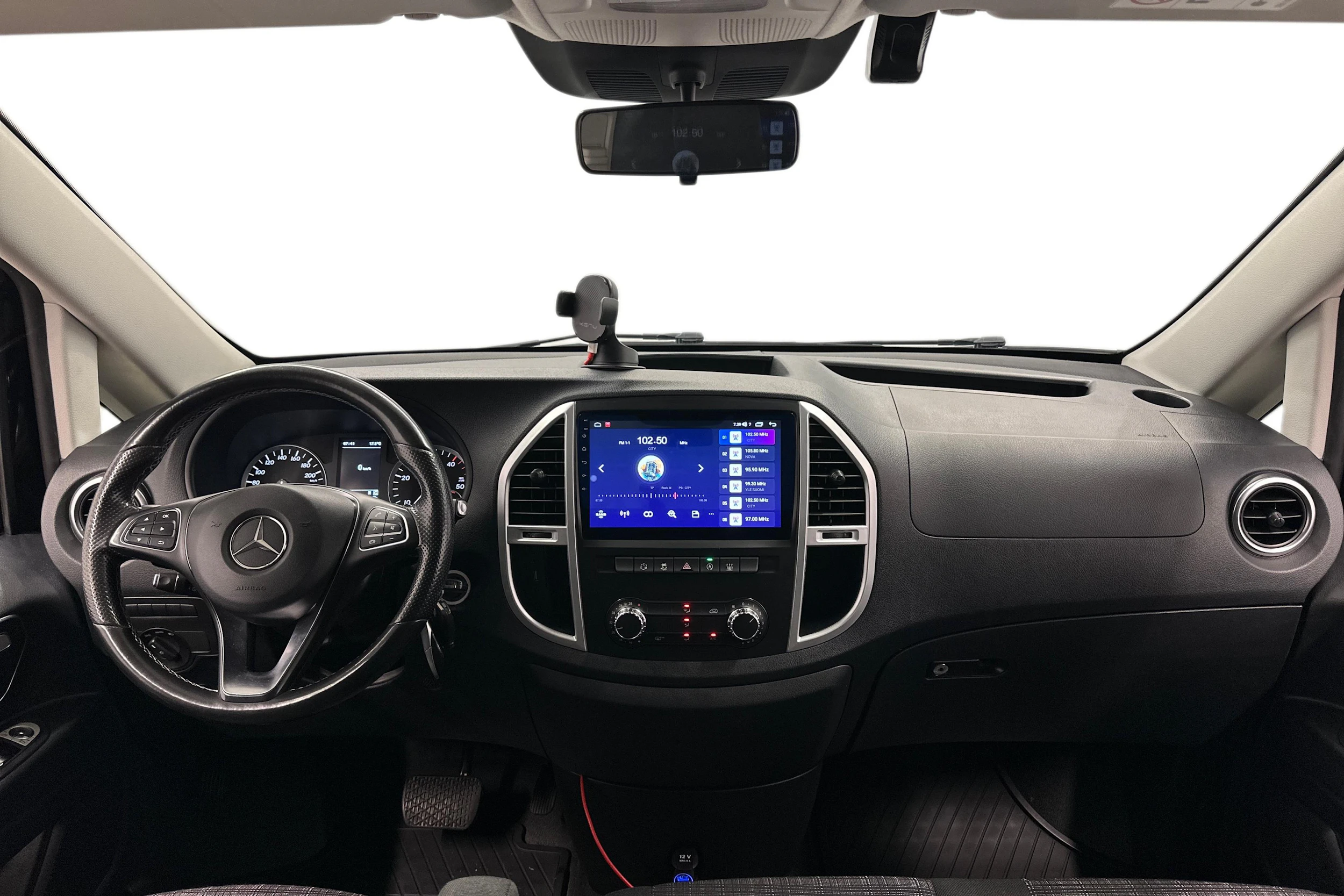 musta Mercedes-Benz Vito 2018 kuva 9.