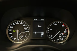 musta Mercedes-Benz Vito 2018 kuva 13.