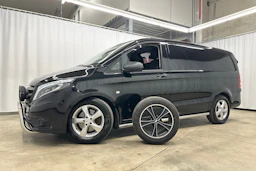 musta Mercedes-Benz Vito 2018 kuva 24.
