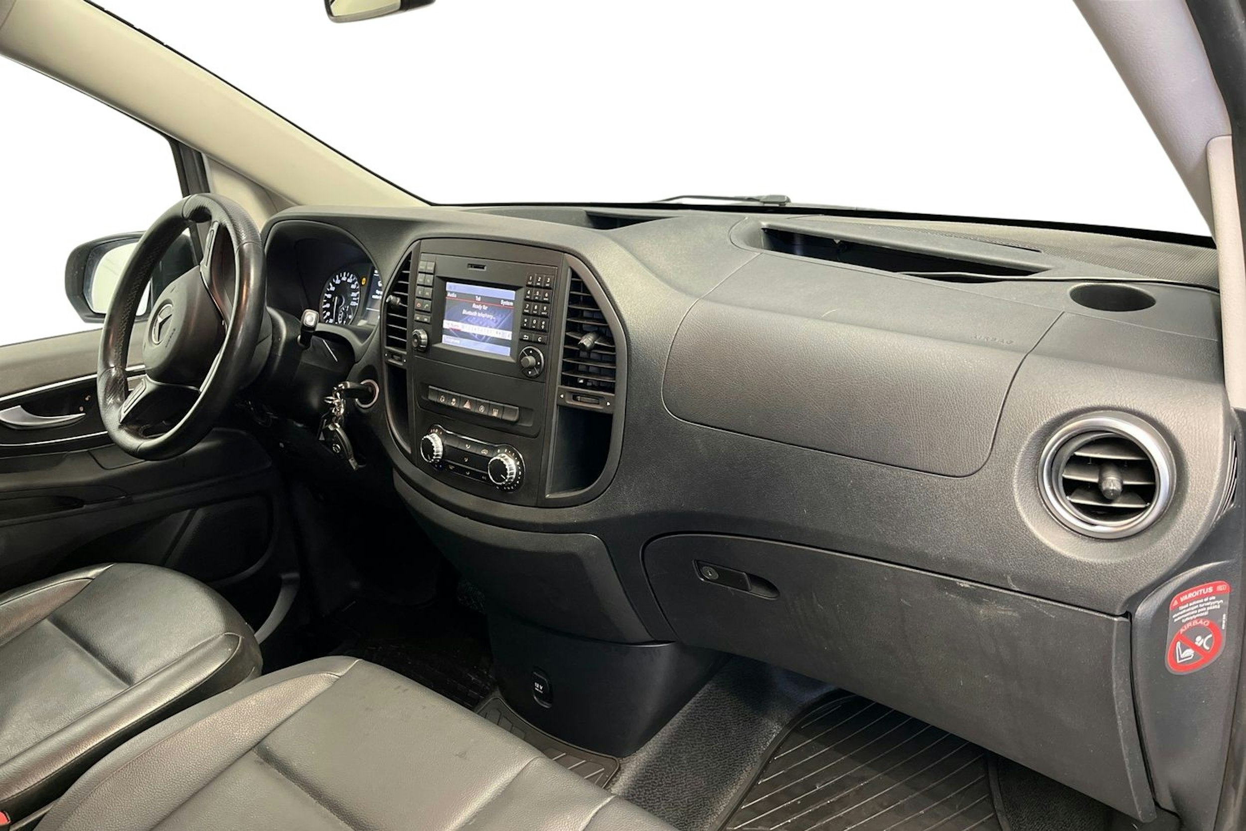 Harmaa Mercedes-Benz Vito 2018 kuva 9.