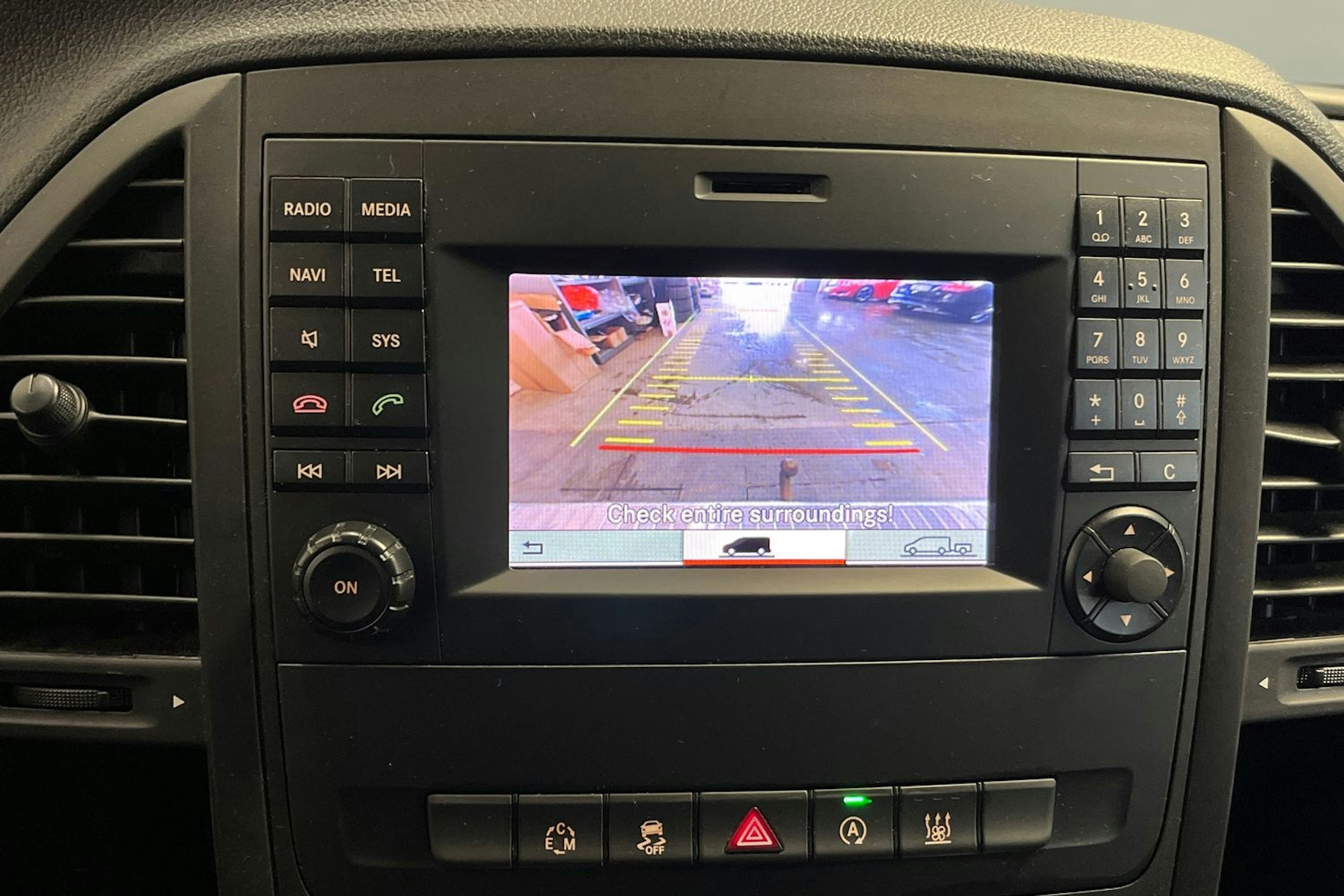 Harmaa Mercedes-Benz Vito 2018 kuva 19.