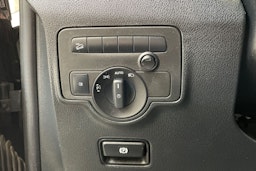 musta Mercedes-Benz Vito 2018 kuva 16.