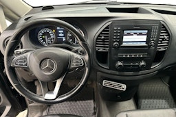 Musta Mercedes-Benz VITO 2018 kuva 9.
