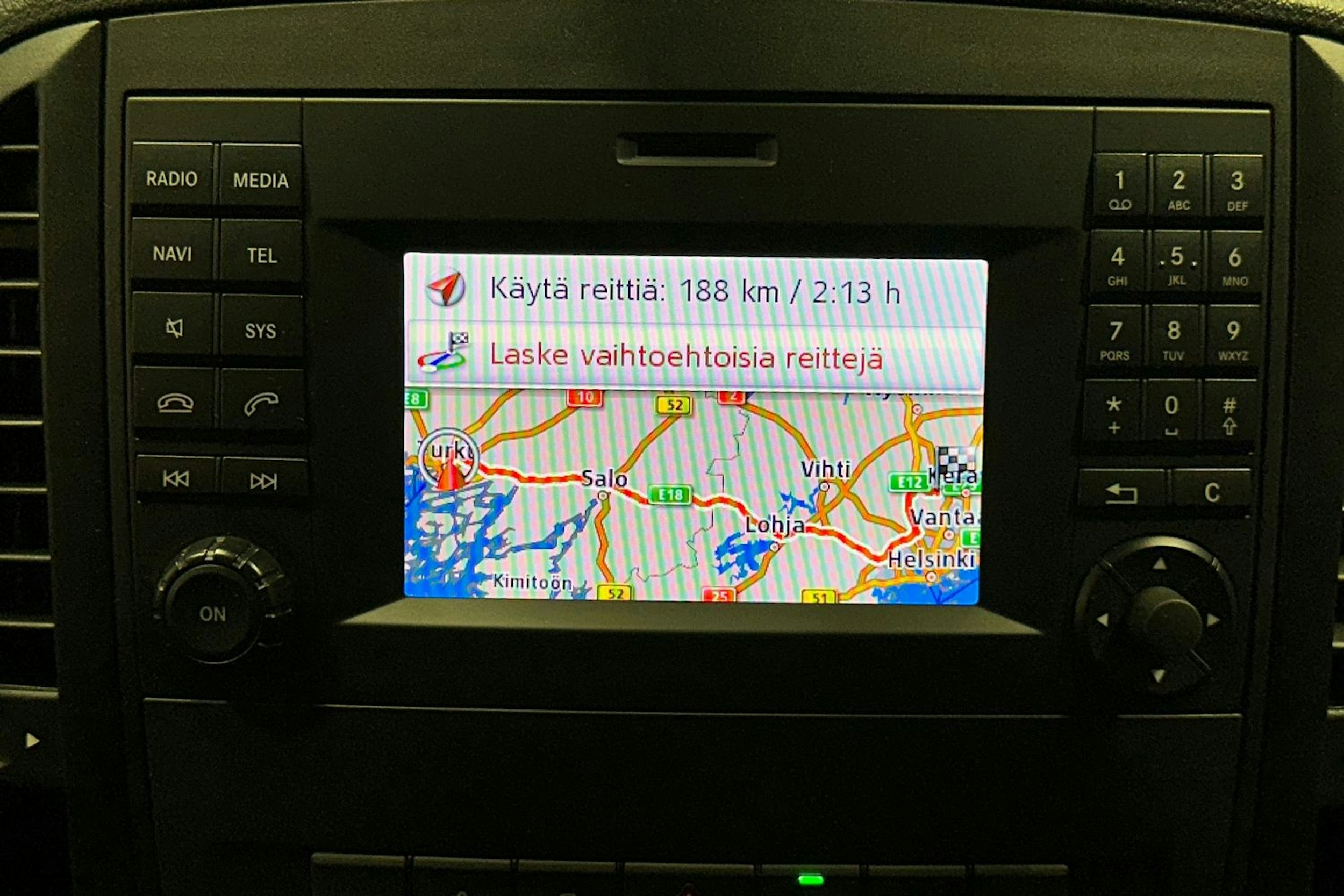 Musta Mercedes-Benz VITO 2018 kuva 22.