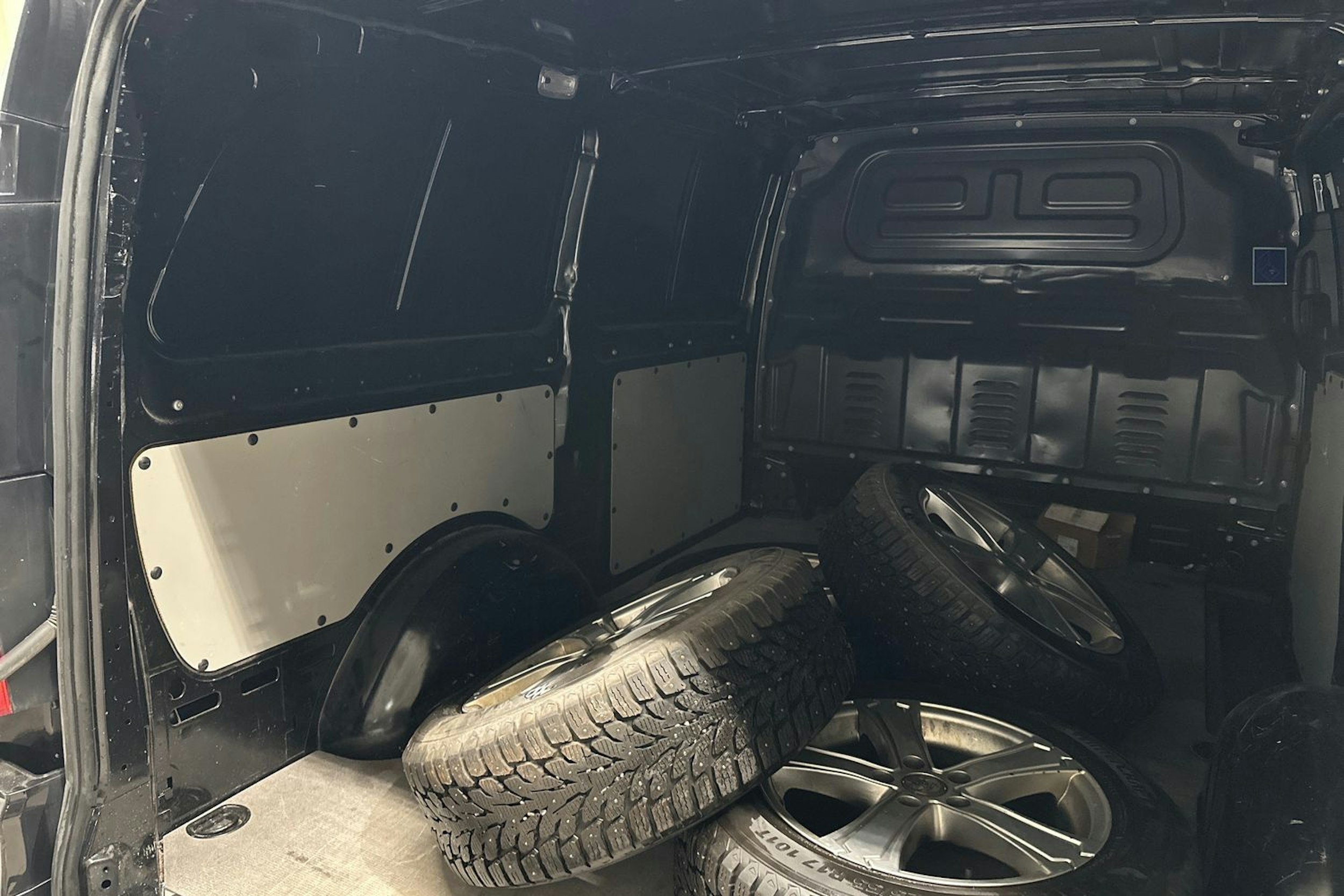 Musta Mercedes-Benz VITO 2018 kuva 31.