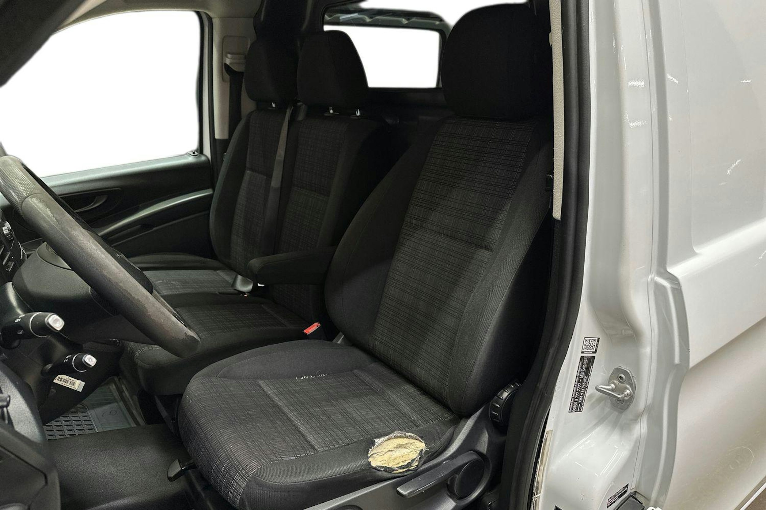 valkoinen Mercedes-Benz Vito 2018 kuva 8.