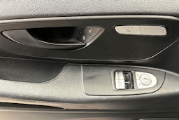 valkoinen Mercedes-Benz Vito 2018 kuva 13.