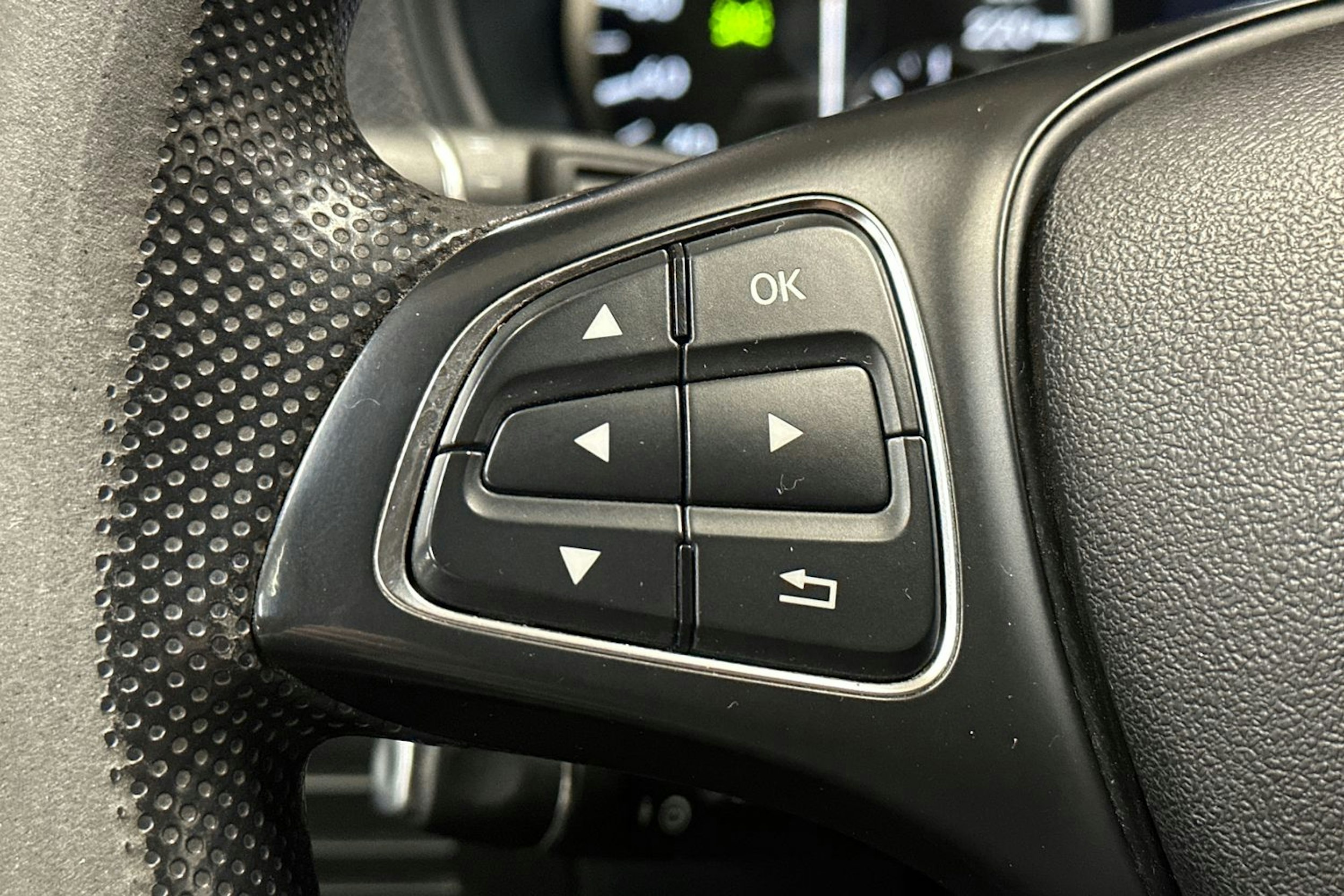 valkoinen Mercedes-Benz Vito 2018 kuva 17.