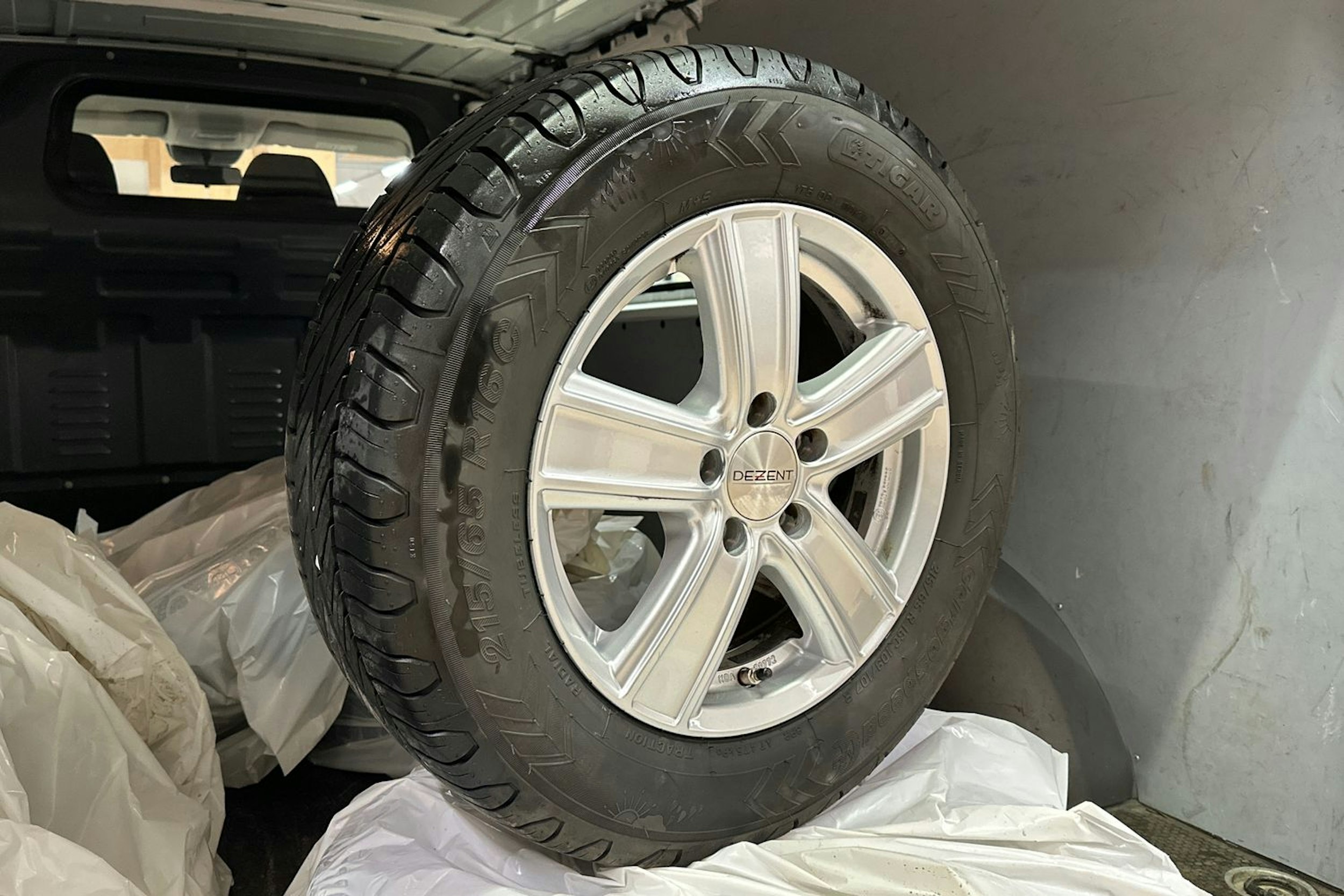 valkoinen Mercedes-Benz Vito 2018 kuva 27.