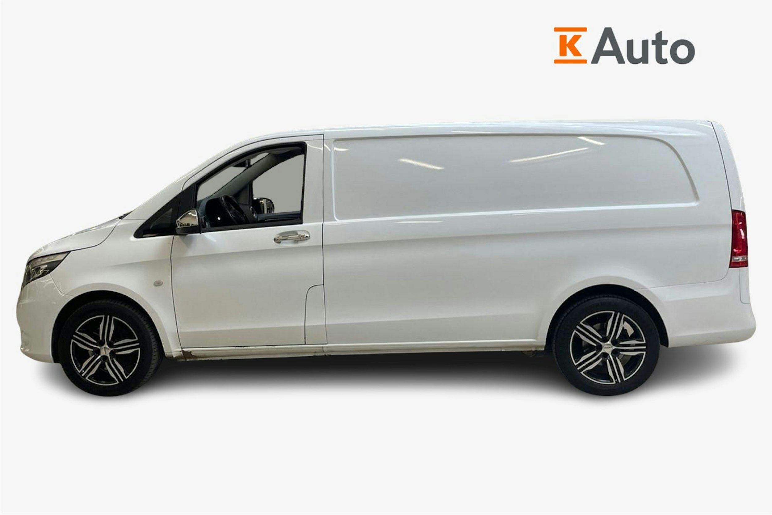 valkoinen Mercedes-Benz Vito 2018 kuva 6.