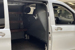 valkoinen Mercedes-Benz Vito 2018 kuva 13.