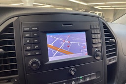 valkoinen Mercedes-Benz Vito 2018 kuva 22.