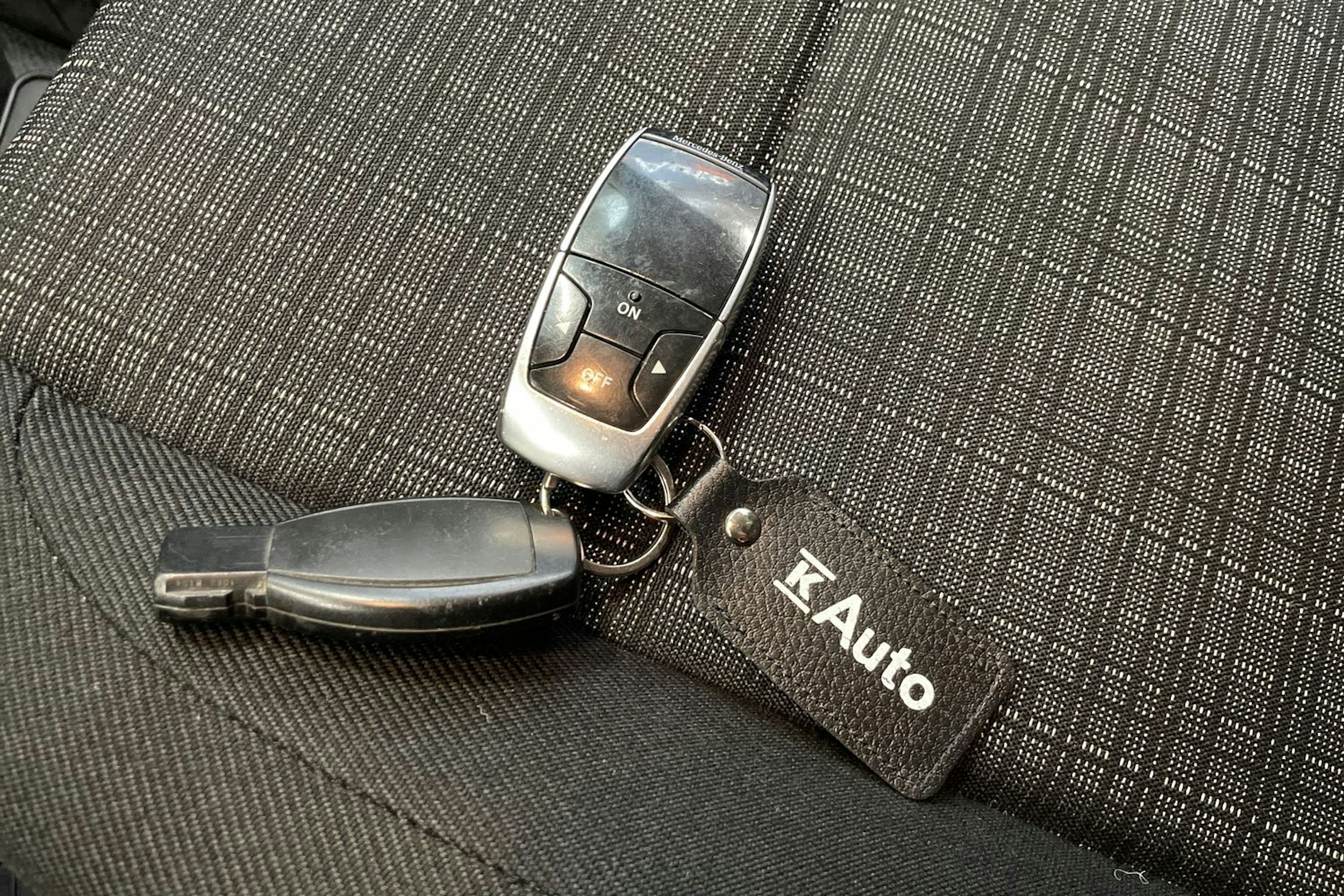 valkoinen Mercedes-Benz Vito 2018 kuva 29.