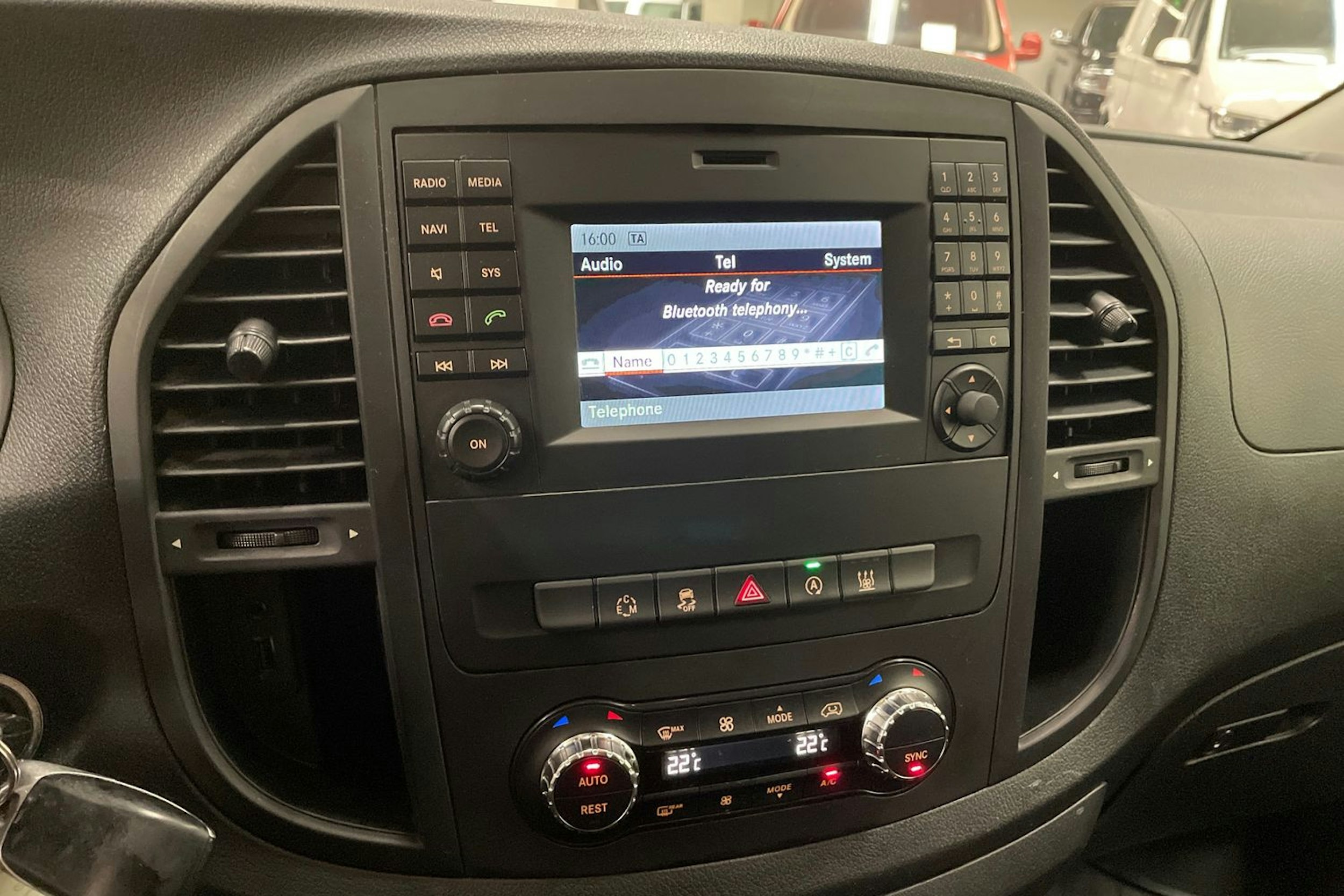 musta Mercedes-Benz Vito 2018 kuva 19.