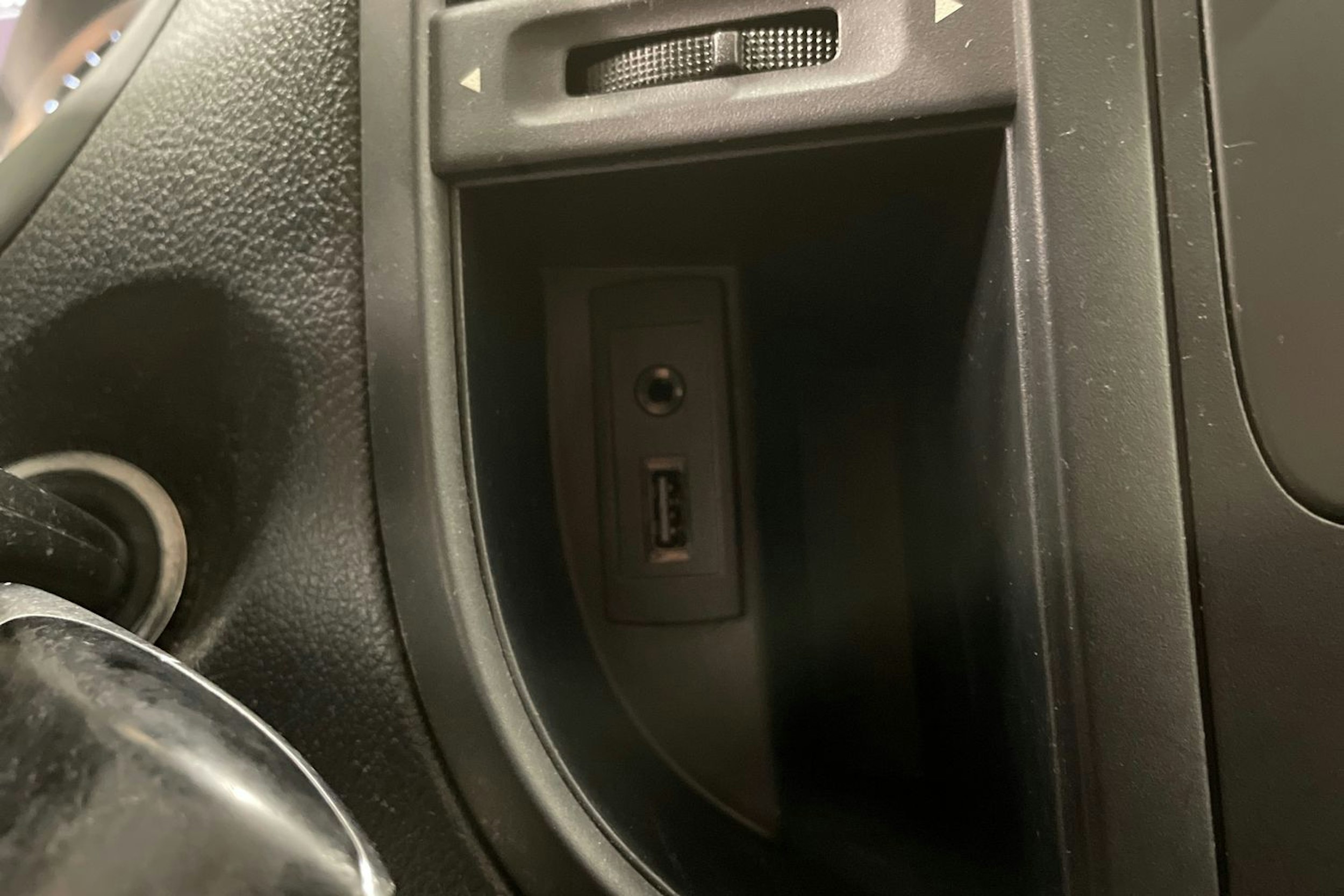 musta Mercedes-Benz Vito 2018 kuva 20.