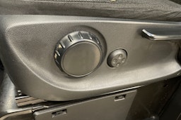 sininen Mercedes-Benz Vito 2018 kuva 21.