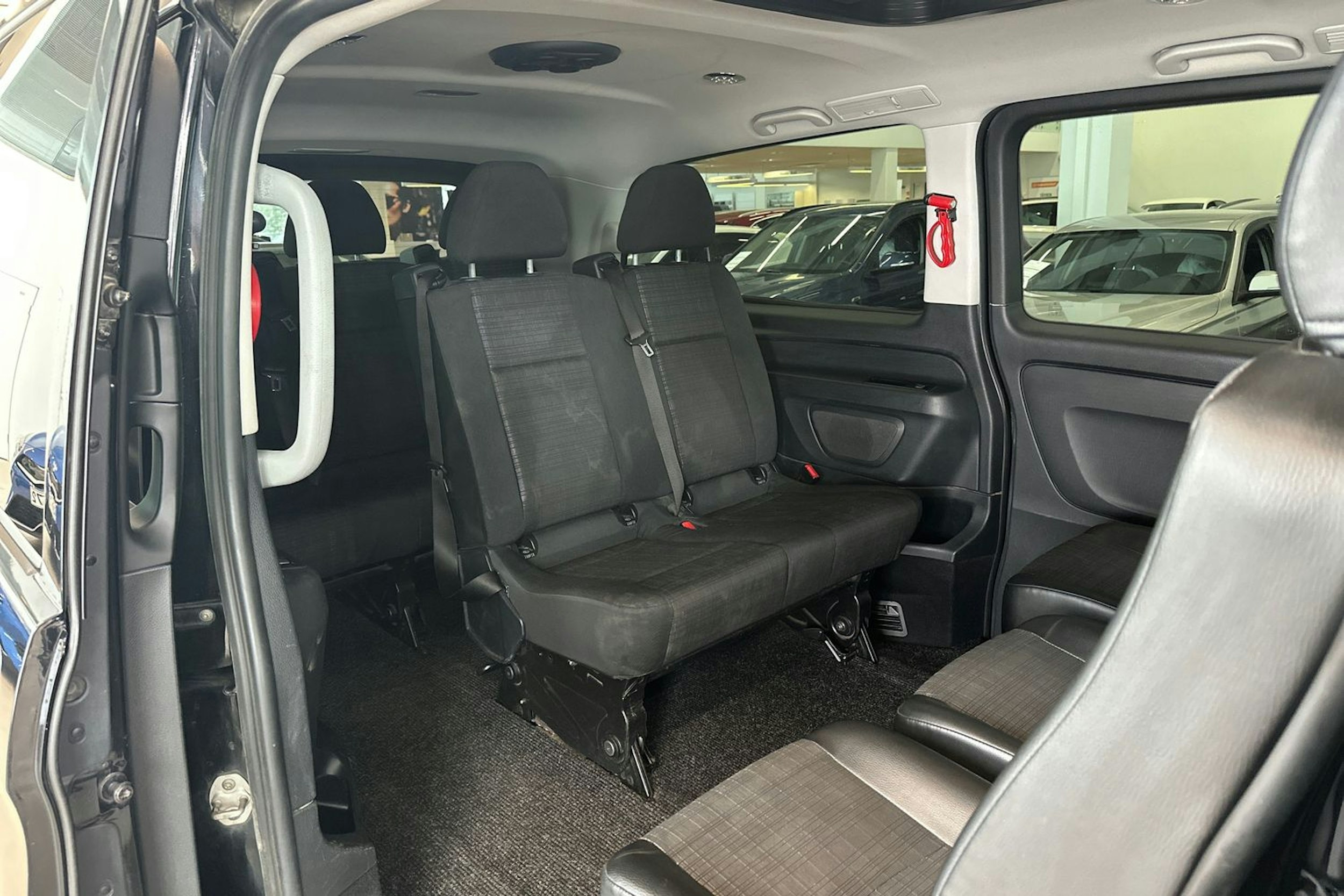 musta Mercedes-Benz Vito 2018 kuva 16.