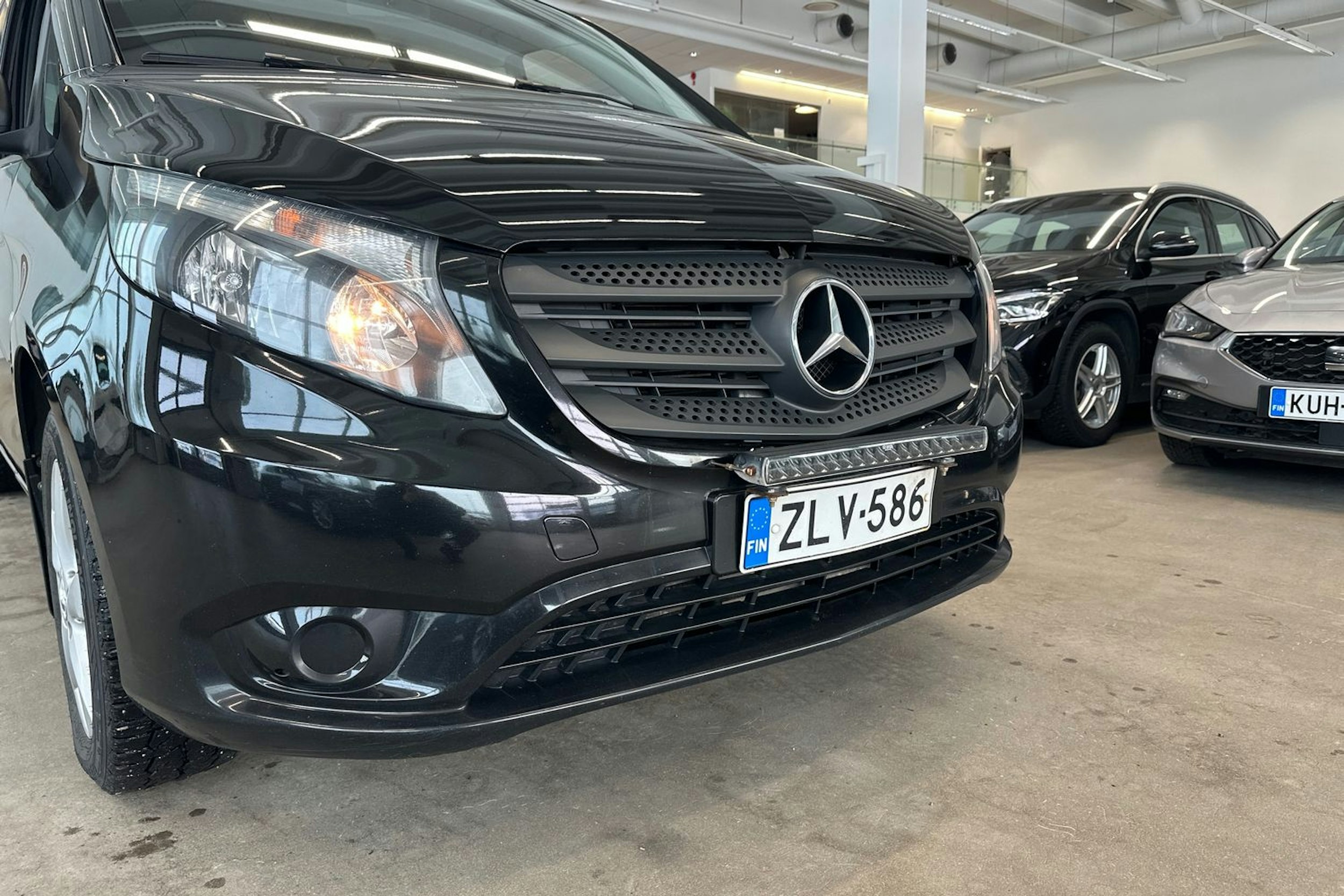 musta Mercedes-Benz Vito 2018 kuva 19.