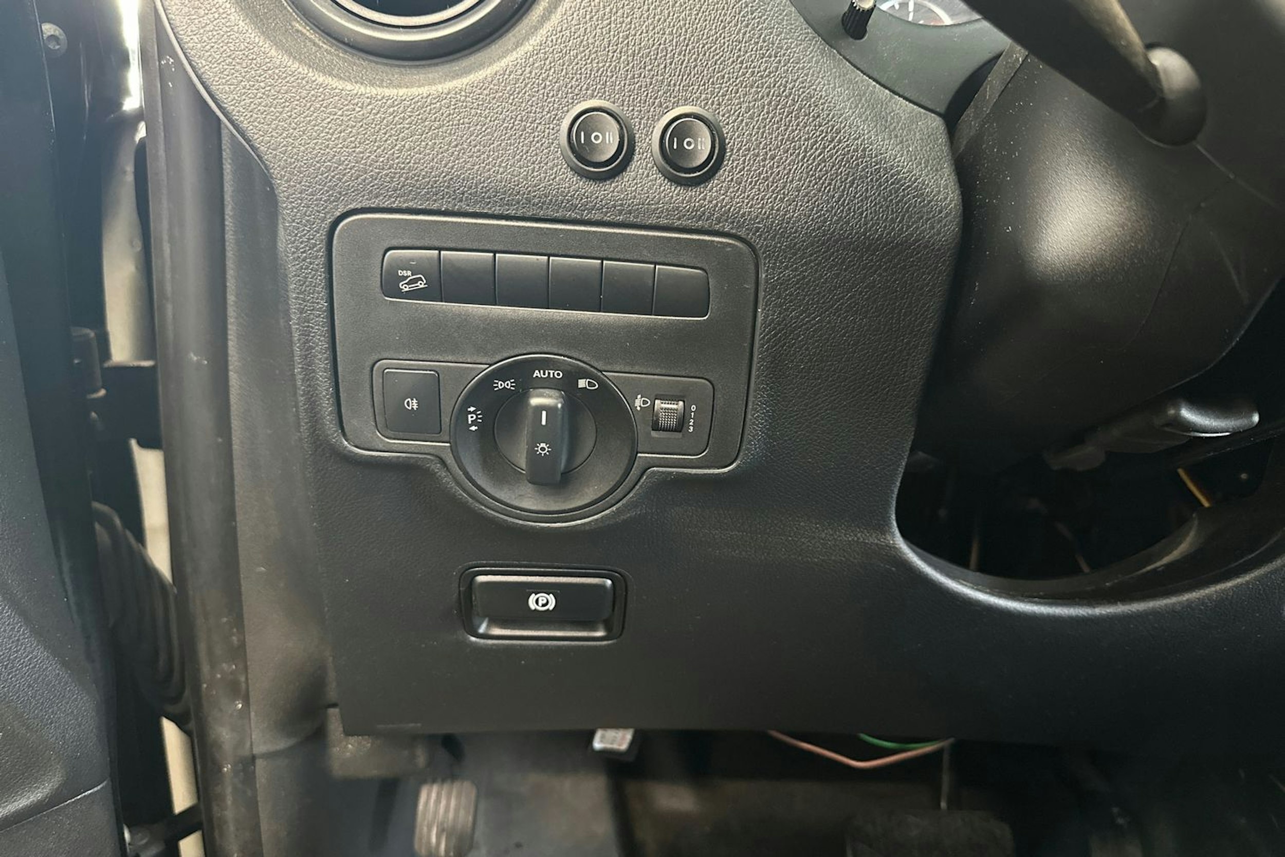 musta Mercedes-Benz Vito 2018 kuva 21.