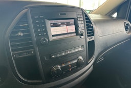 musta Mercedes-Benz Vito 2018 kuva 24.