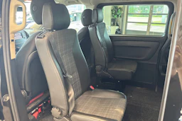 musta Mercedes-Benz Vito 2018 kuva 31.