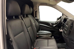 valkoinen Mercedes-Benz Vito 2019 kuva 11.