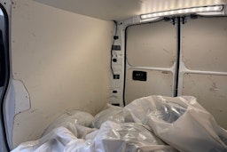 valkoinen Mercedes-Benz Vito 2019 kuva 15.