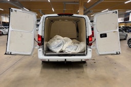 valkoinen Mercedes-Benz Vito 2019 kuva 16.