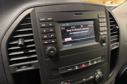 valkoinen Mercedes-Benz Vito 2019 kuva 26.