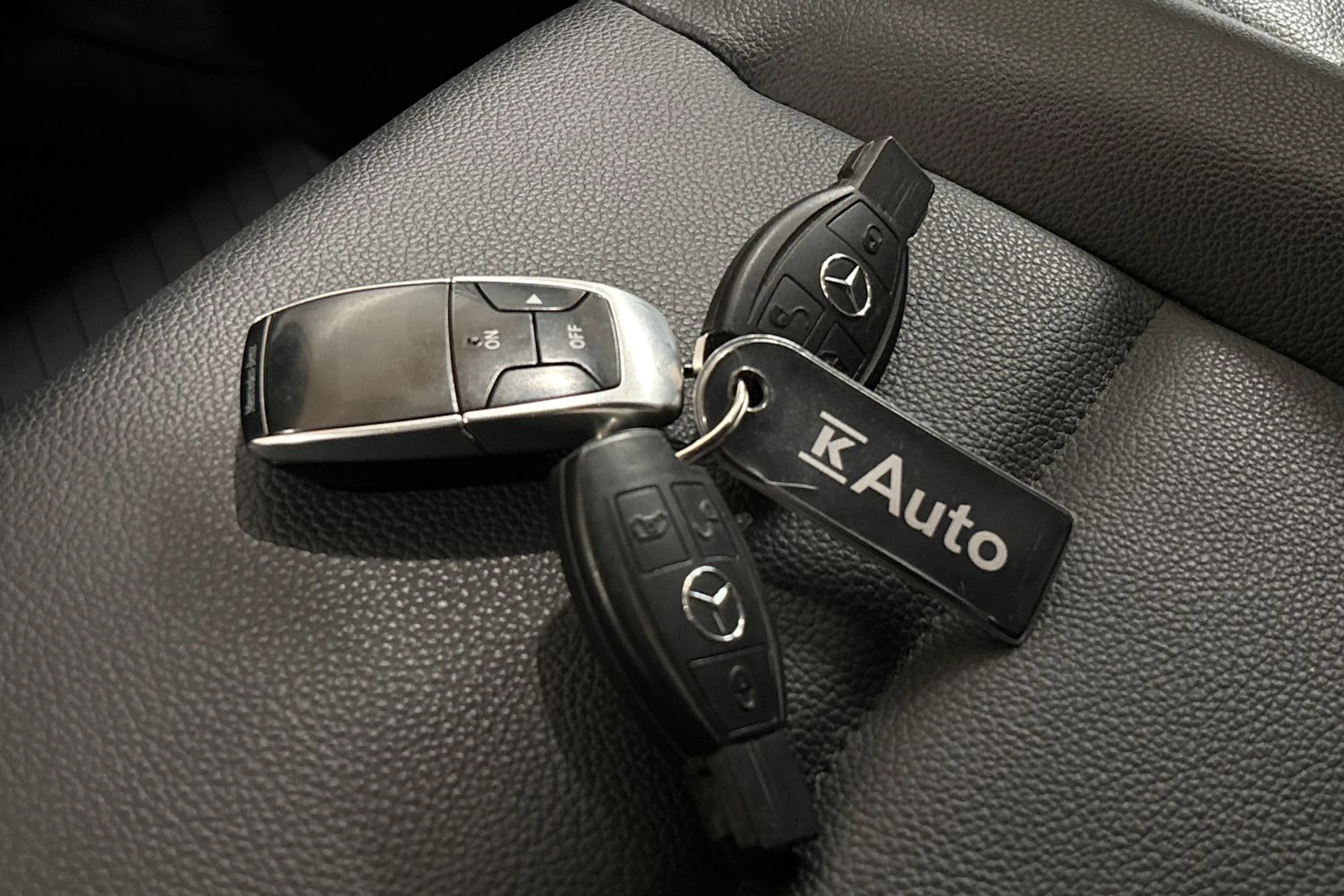 valkoinen Mercedes-Benz Vito 2019 kuva 32.