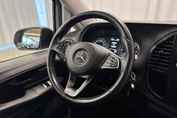 valkoinen Mercedes-Benz Vito 2019 kuva 13.