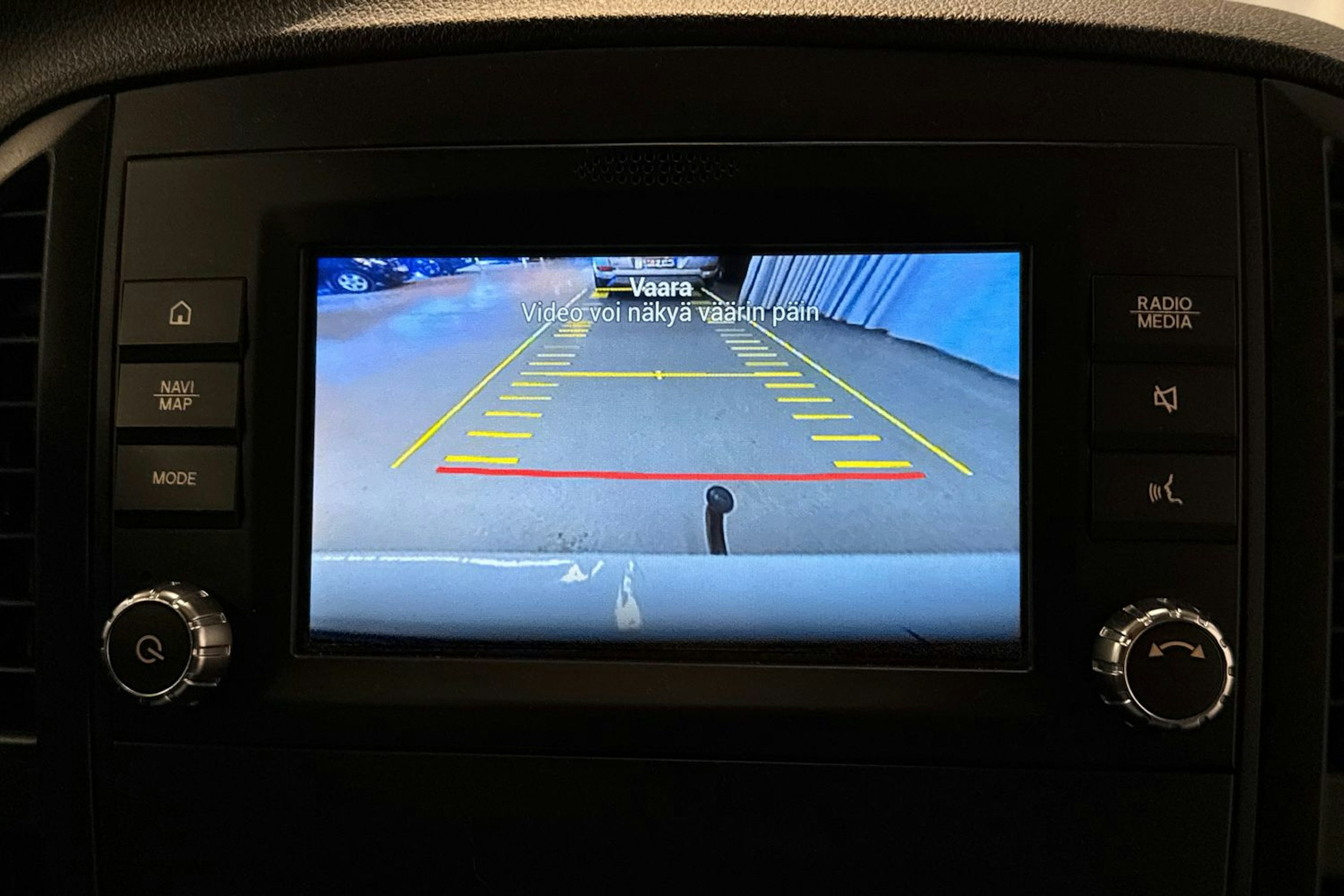 valkoinen Mercedes-Benz Vito 2019 kuva 19.