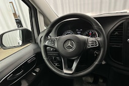 valkoinen Mercedes-Benz Vito 2019 kuva 11.