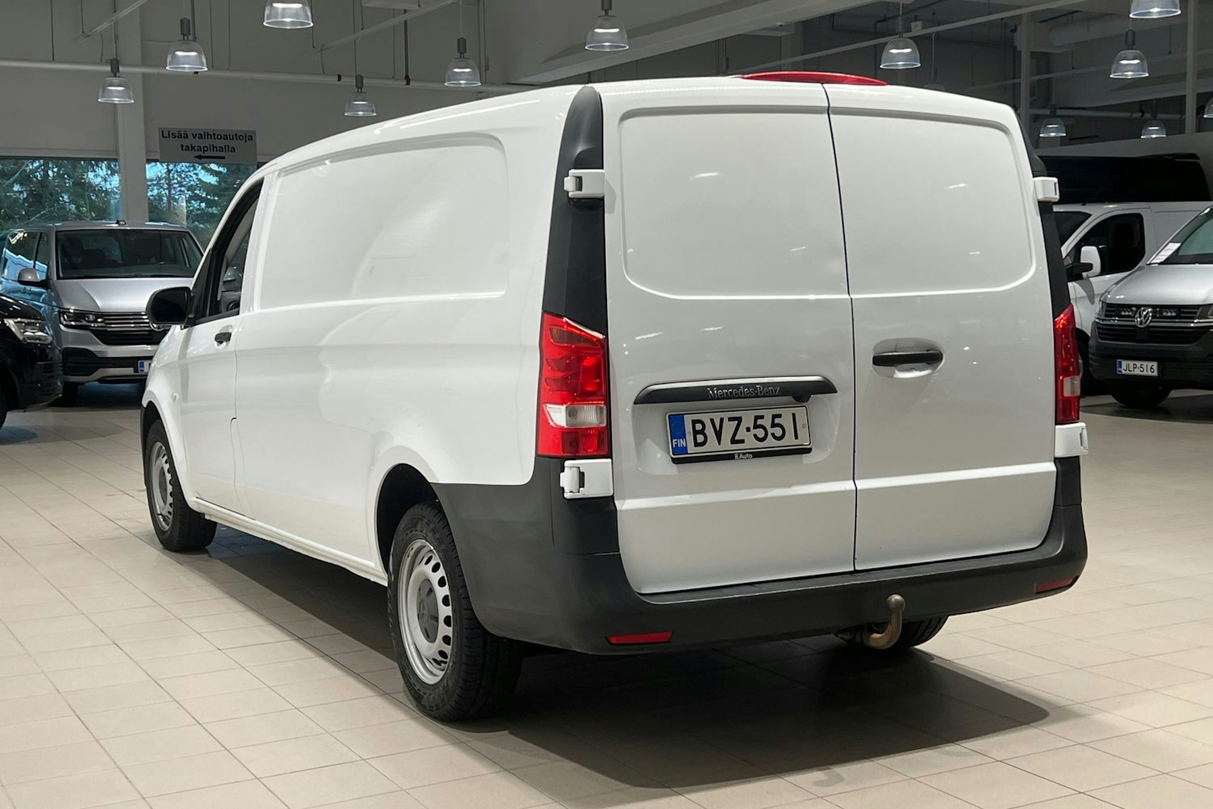 Valkoinen Mercedes-Benz VITO 2019 kuva 19.