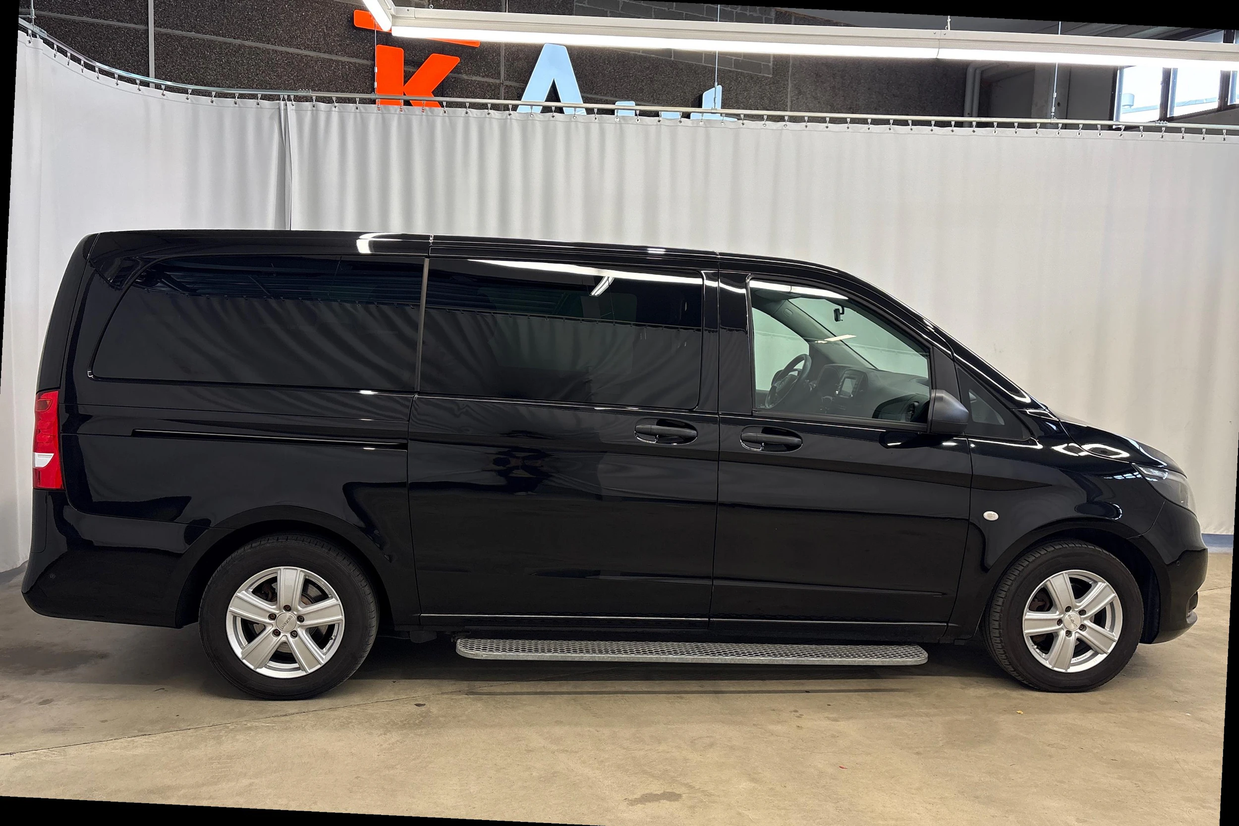musta Mercedes-Benz Vito 2019 kuva 6.