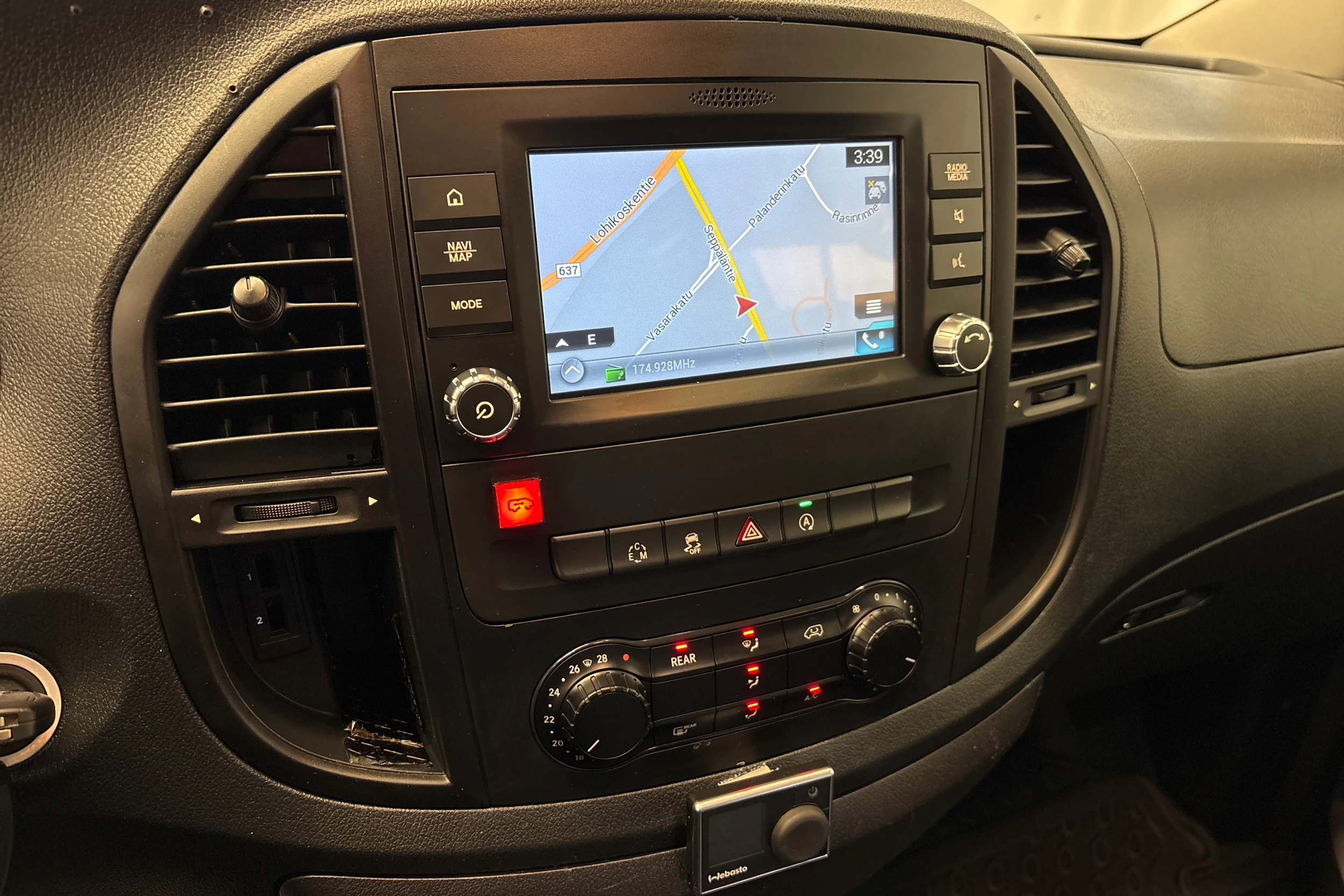 musta Mercedes-Benz Vito 2019 kuva 15.
