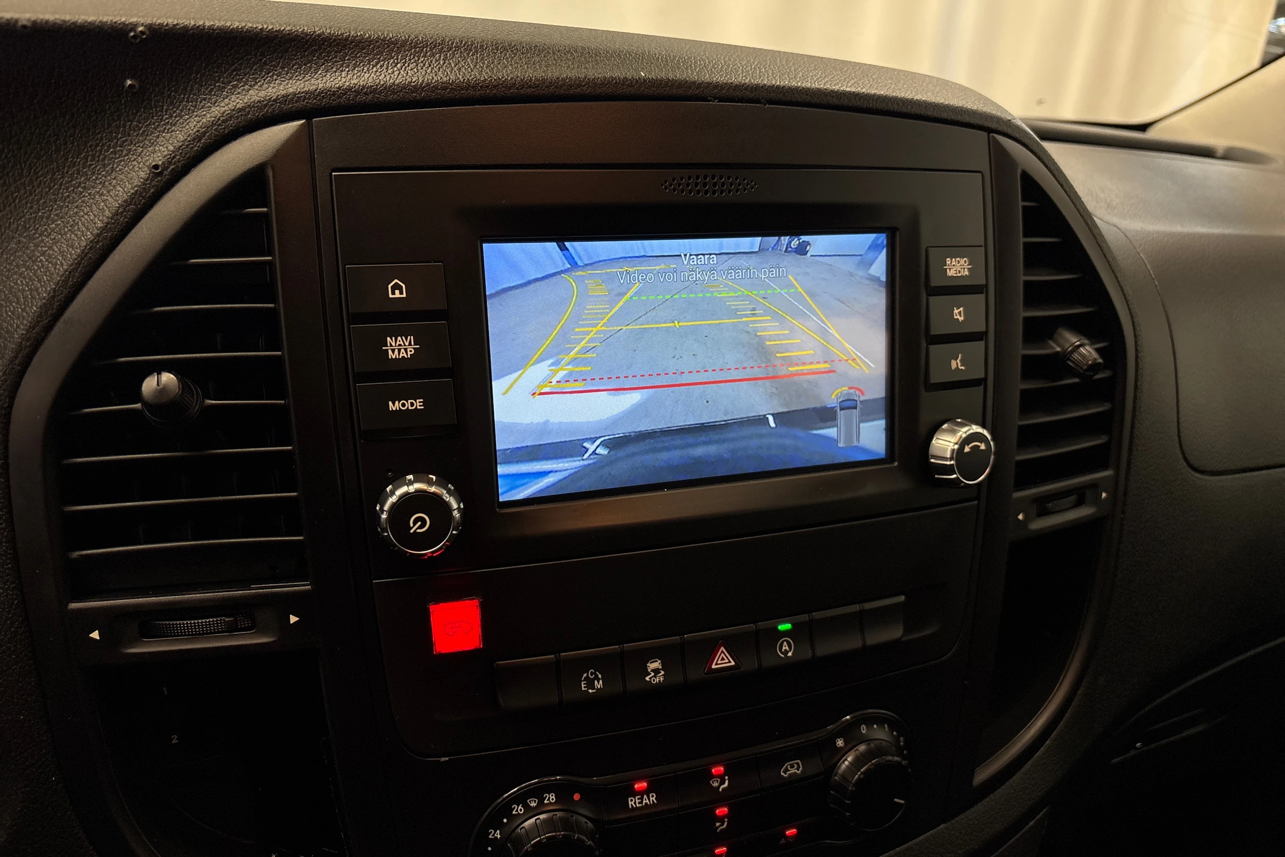 musta Mercedes-Benz Vito 2019 kuva 16.