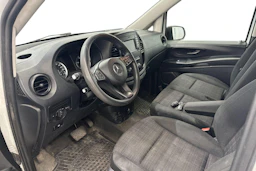 valkoinen Mercedes-Benz Vito 2019 kuva 3.