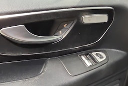 musta Mercedes-Benz Vito 2019 kuva 24.