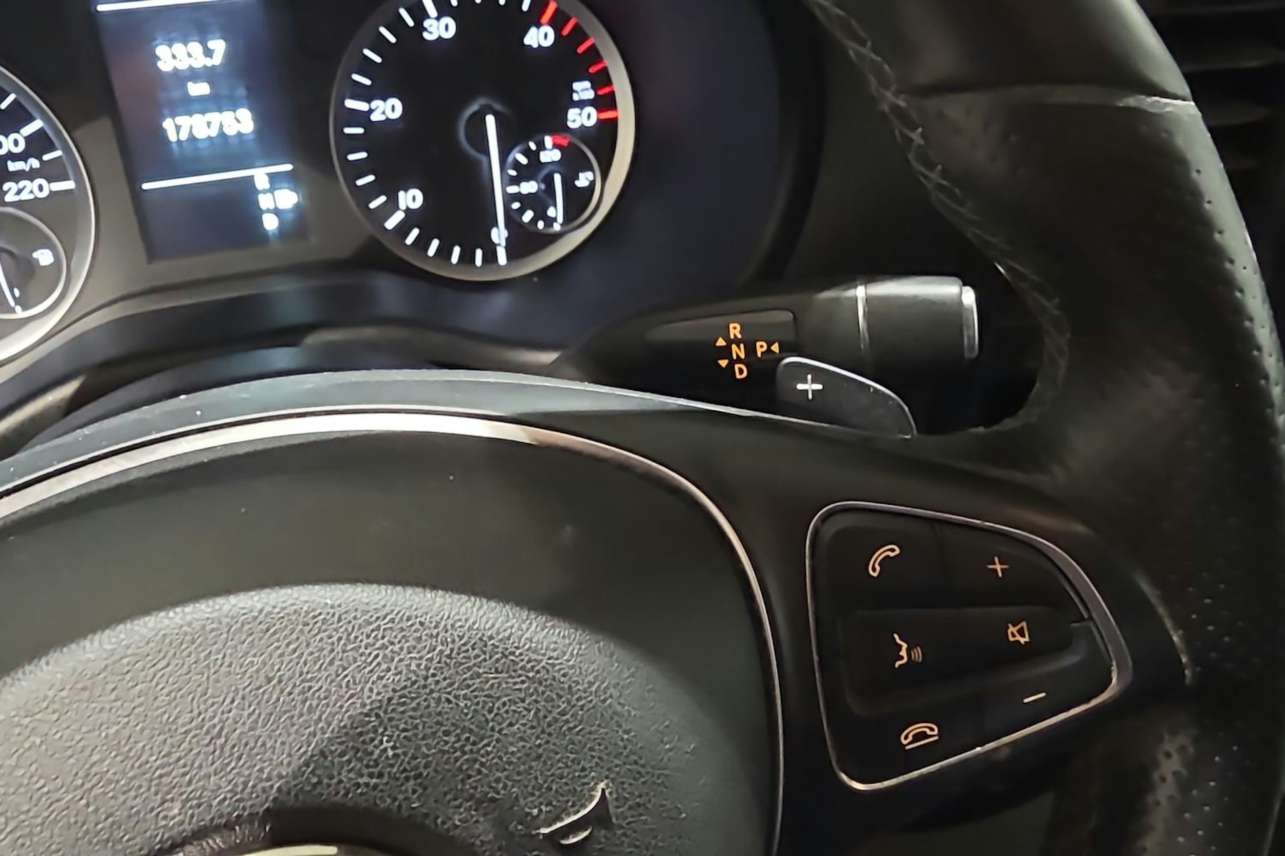 musta Mercedes-Benz Vito 2019 kuva 28.