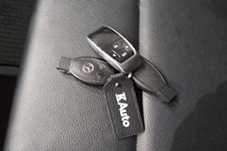 musta Mercedes-Benz Vito 2019 kuva 33.