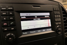 Valkoinen Mercedes-Benz VITO 2019 kuva 15.