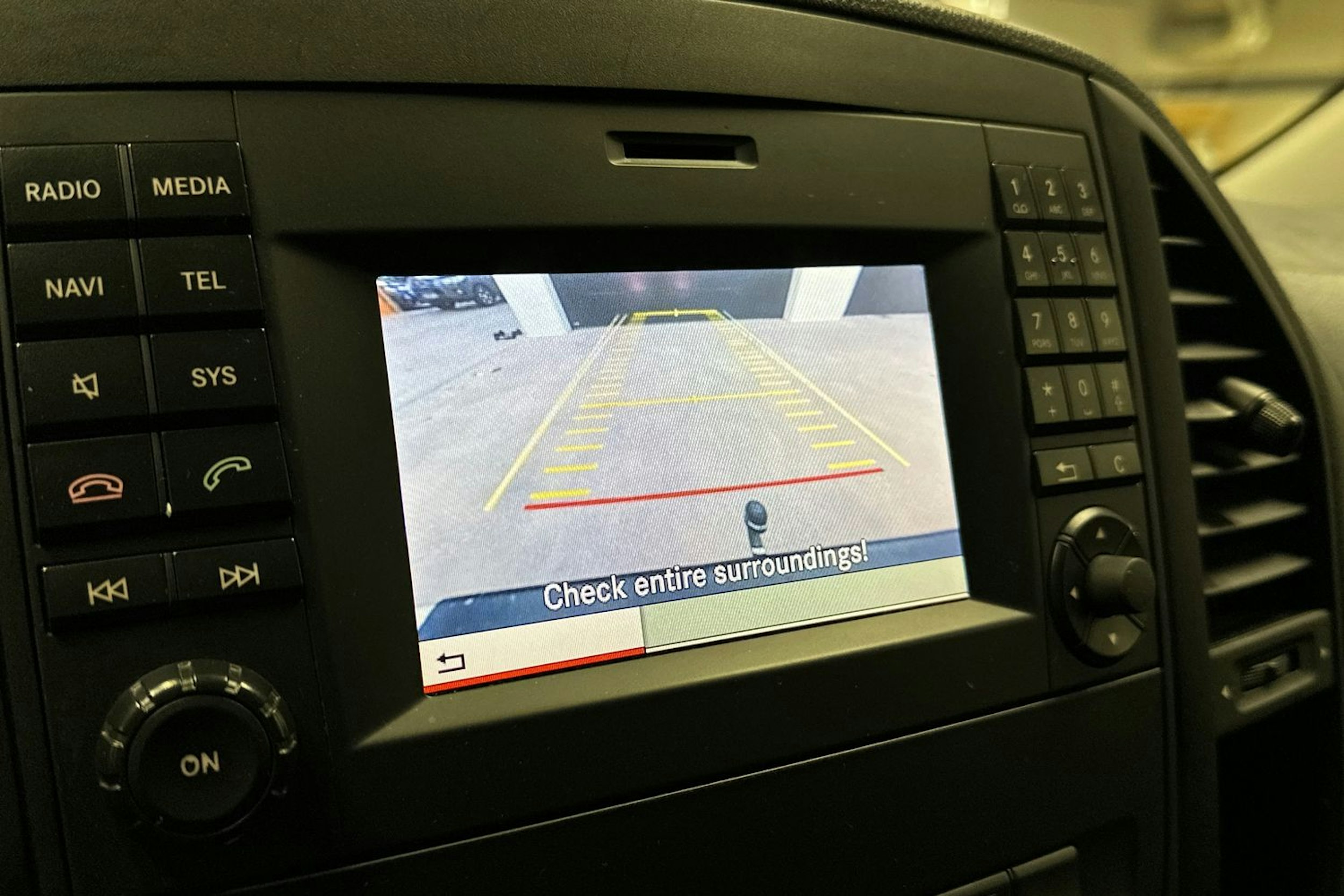 Valkoinen Mercedes-Benz VITO 2019 kuva 17.