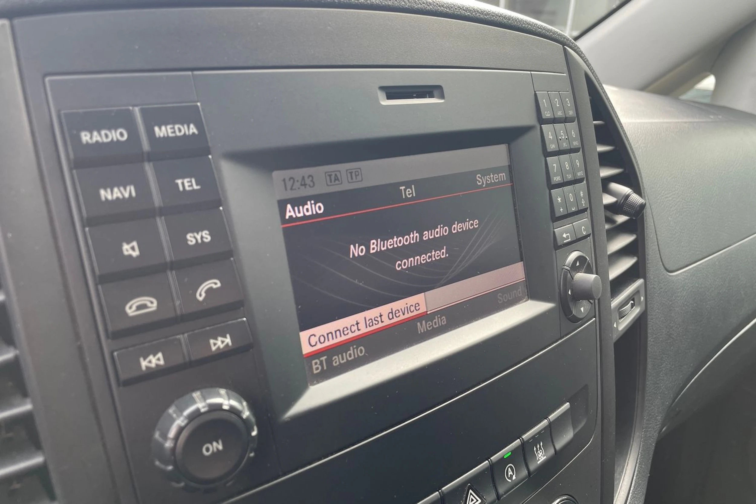 Musta Mercedes-Benz VITO 2019 kuva 14.